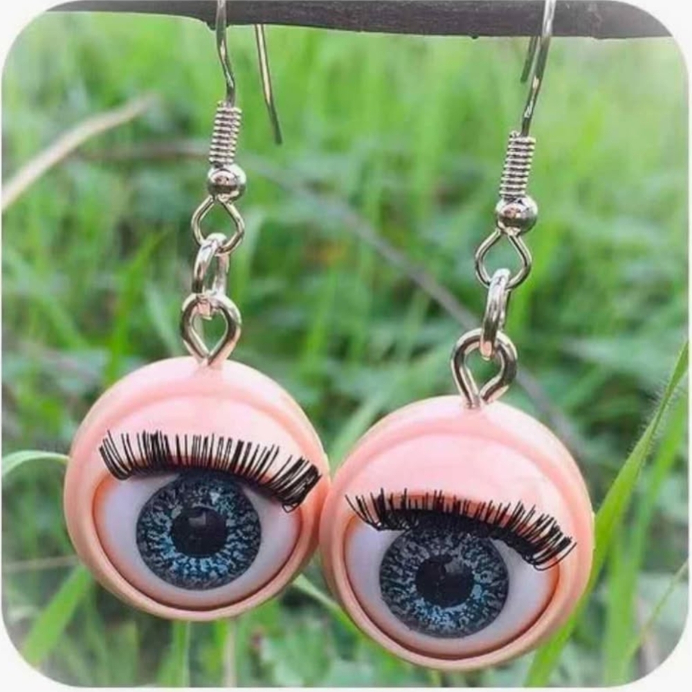 New Unique Pink Eye Earrings